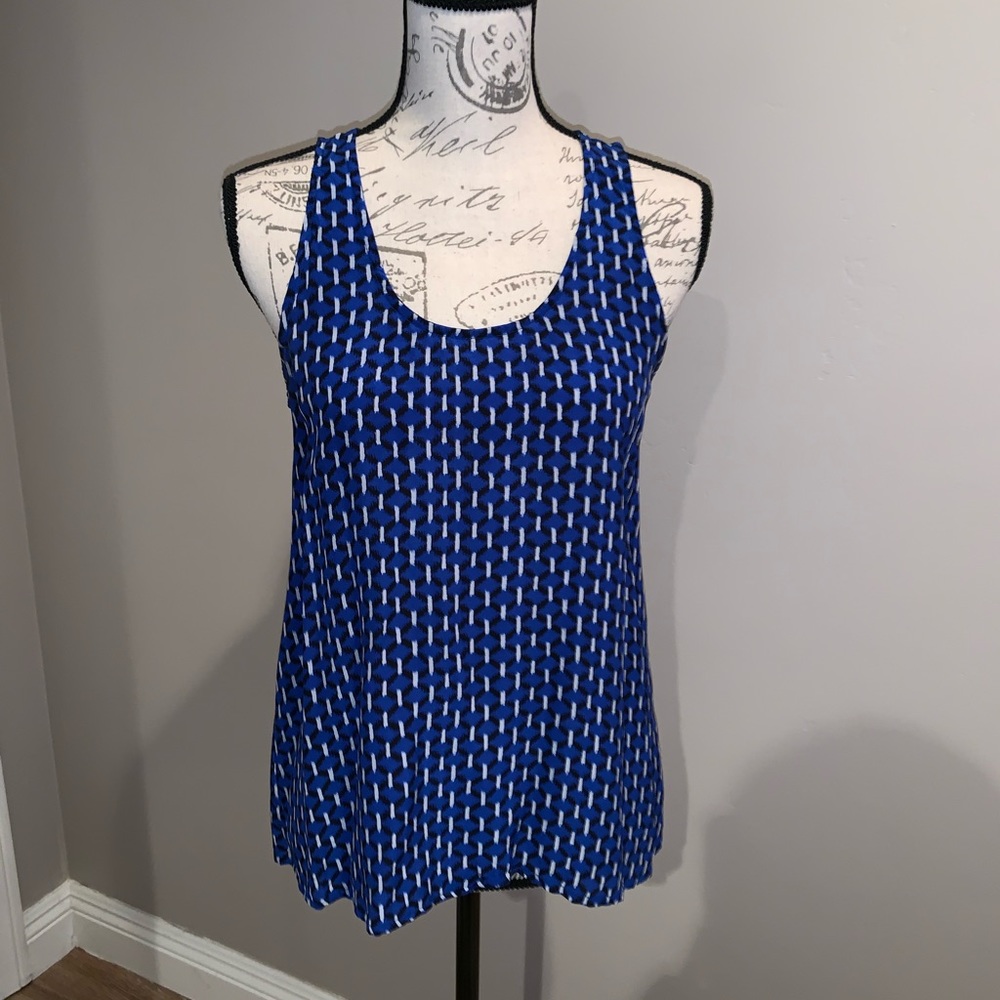 Designer Joie 100% silk sleeveless blouse in blue